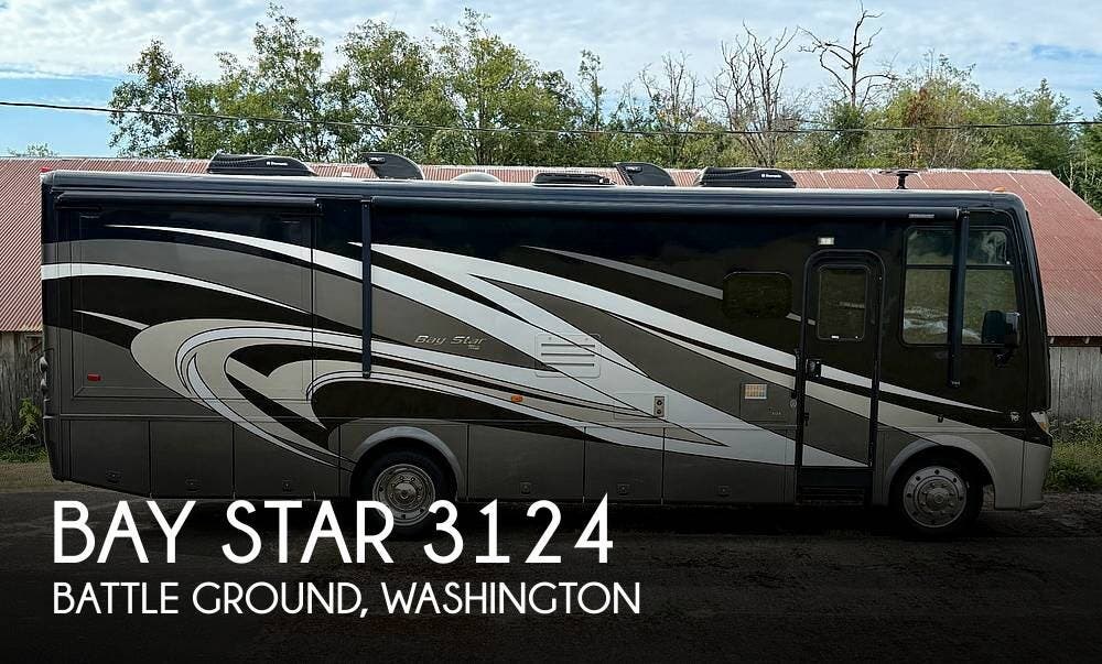Used 2015 Newmar Bay Star 3124 available in Battle Ground, Washington