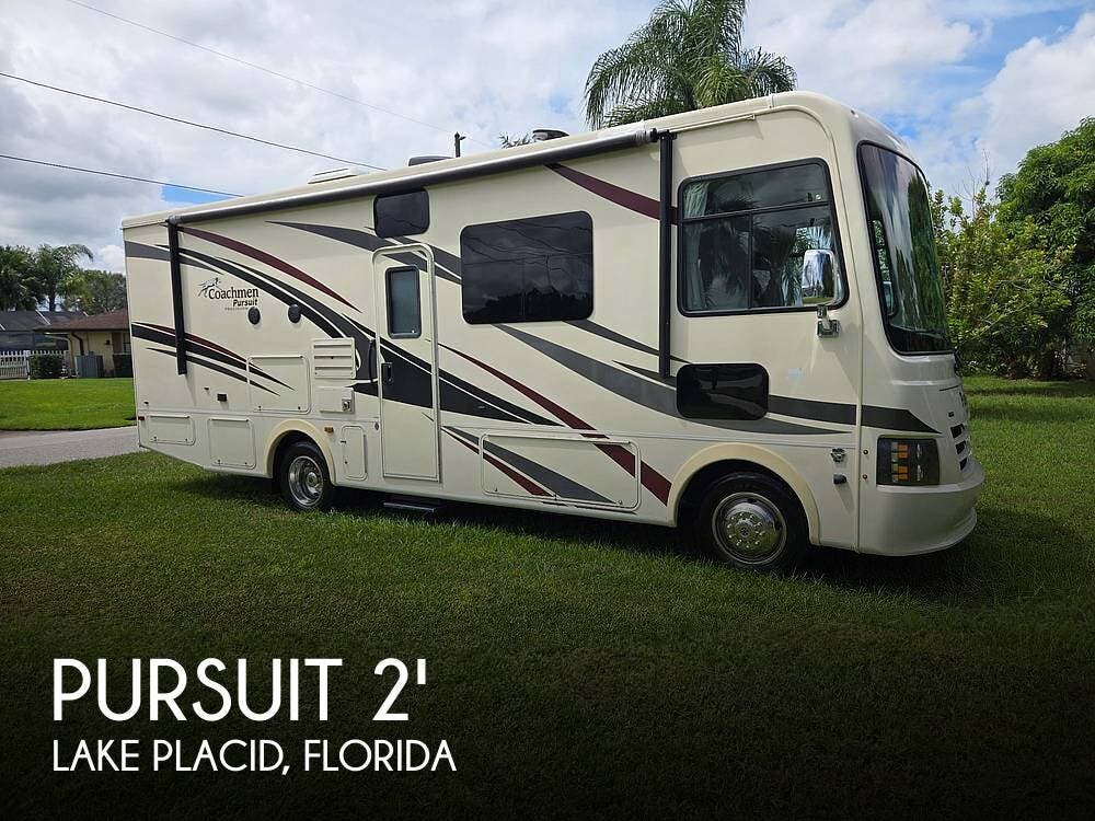 Used 2018 Coachmen Pursuit Precision 27DSP available in Lake Placid, Florida