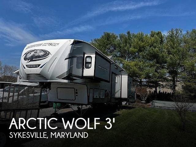 Used 2022 Cherokee  Arctic Wolf 3660SUITE available in Sykesville, Maryland
