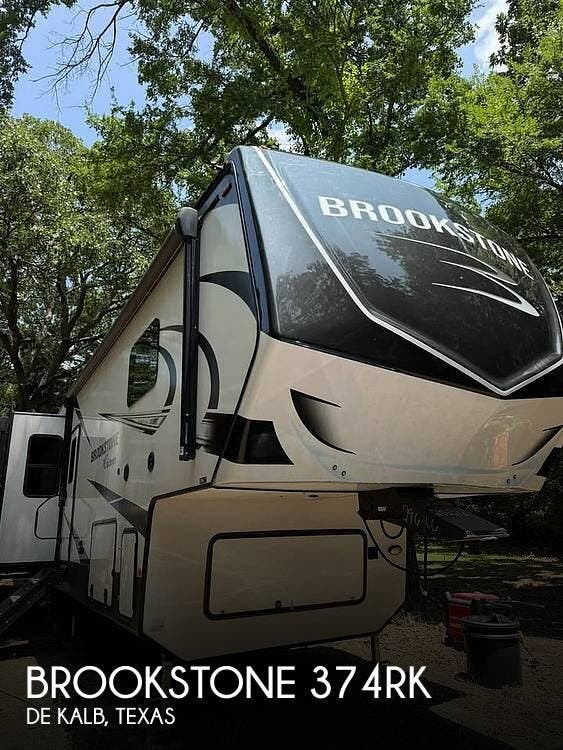 Used 2022 Coachmen Brookstone 374RK available in De Kalb, Texas