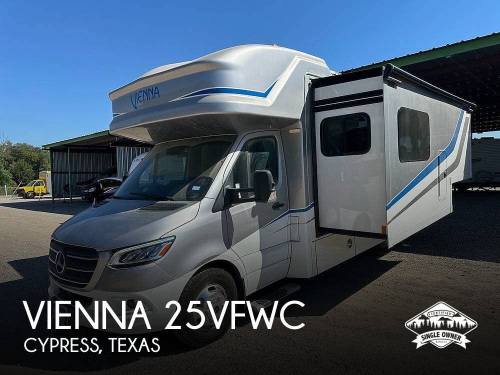 Used 2022 Renegade  Vienna 25VFWC available in Cypress, Texas