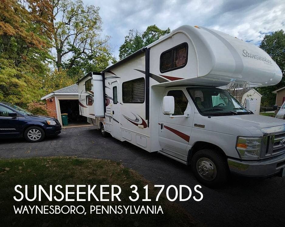 Used 2015 Forest River Sunseeker 3170DS available in Waynesboro, Pennsylvania