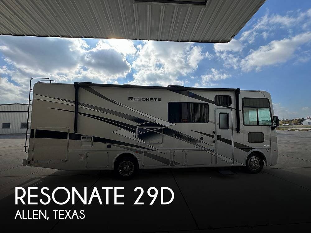 Used 2024 Thor America  Resonate 29D available in Allen, Texas