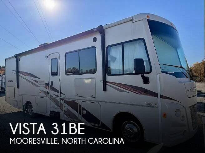 Used 2019  Winnebago Vista 31BE by Winnebago from Pop RVs in Mooresville, NC