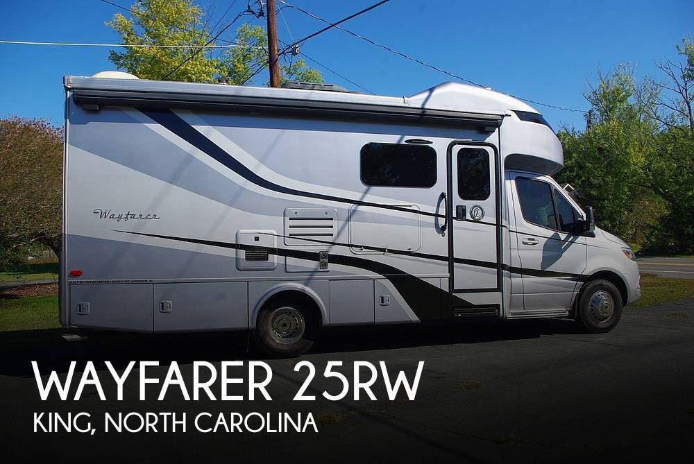 Used 2020 Tiffin Wayfarer 25RW available in King, North Carolina