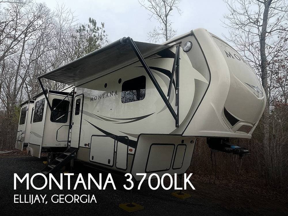 Used 2018 Keystone Montana 3700LK available in Ellijay, Georgia