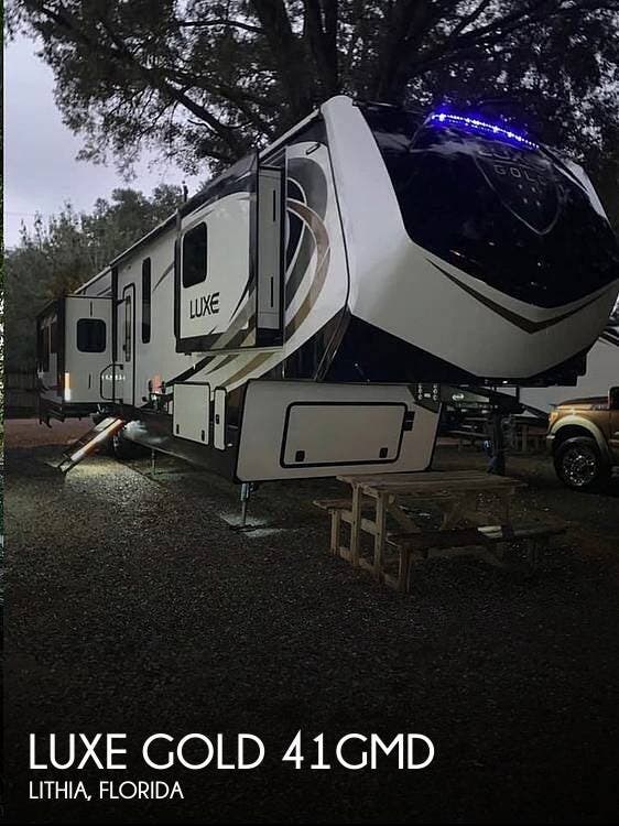 Used 2018 Luxe Gold 41GMD available in Lithia, Florida