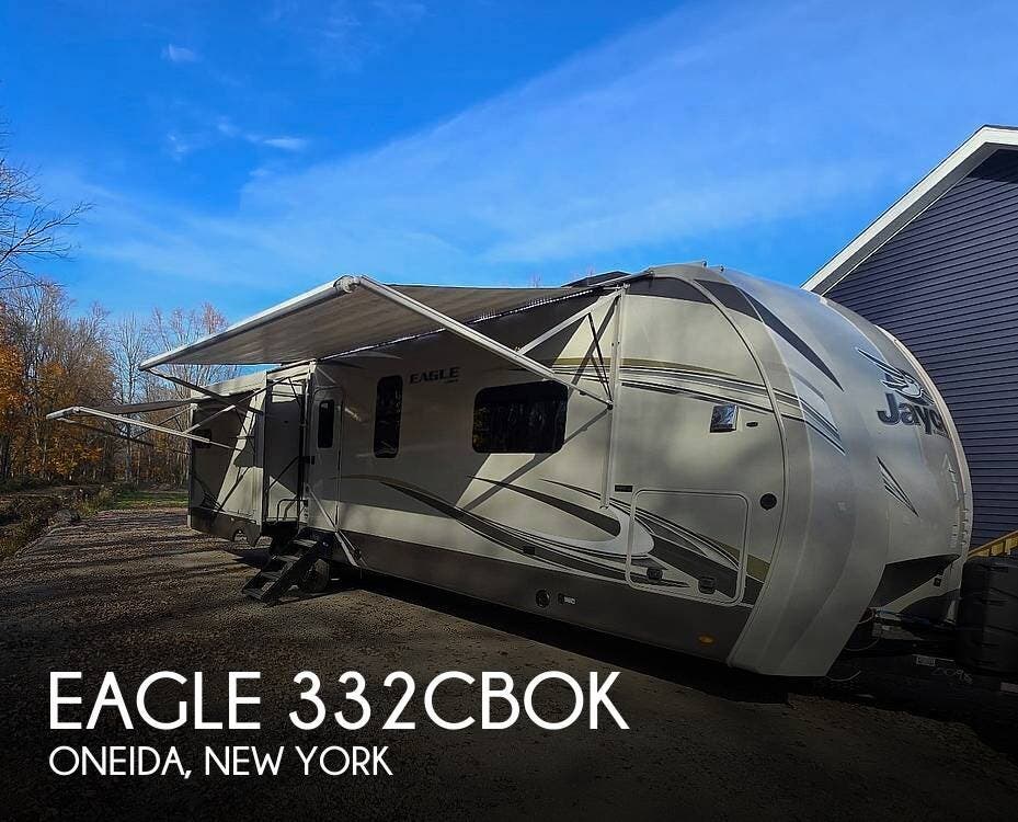 Used 2020 Jayco Eagle 332CBOK available in Oneida, New York