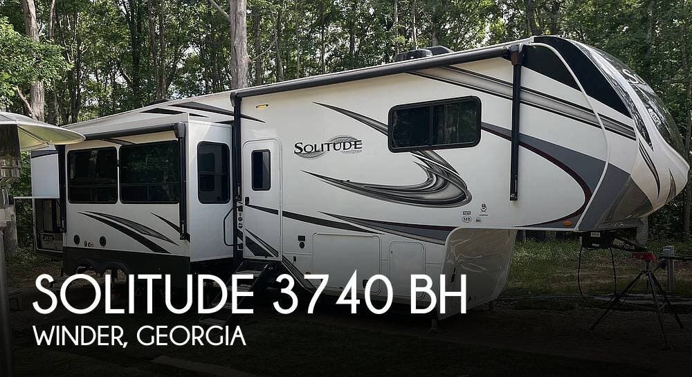Used 2022 Grand Design Solitude 3740 BH available in Winder, Georgia