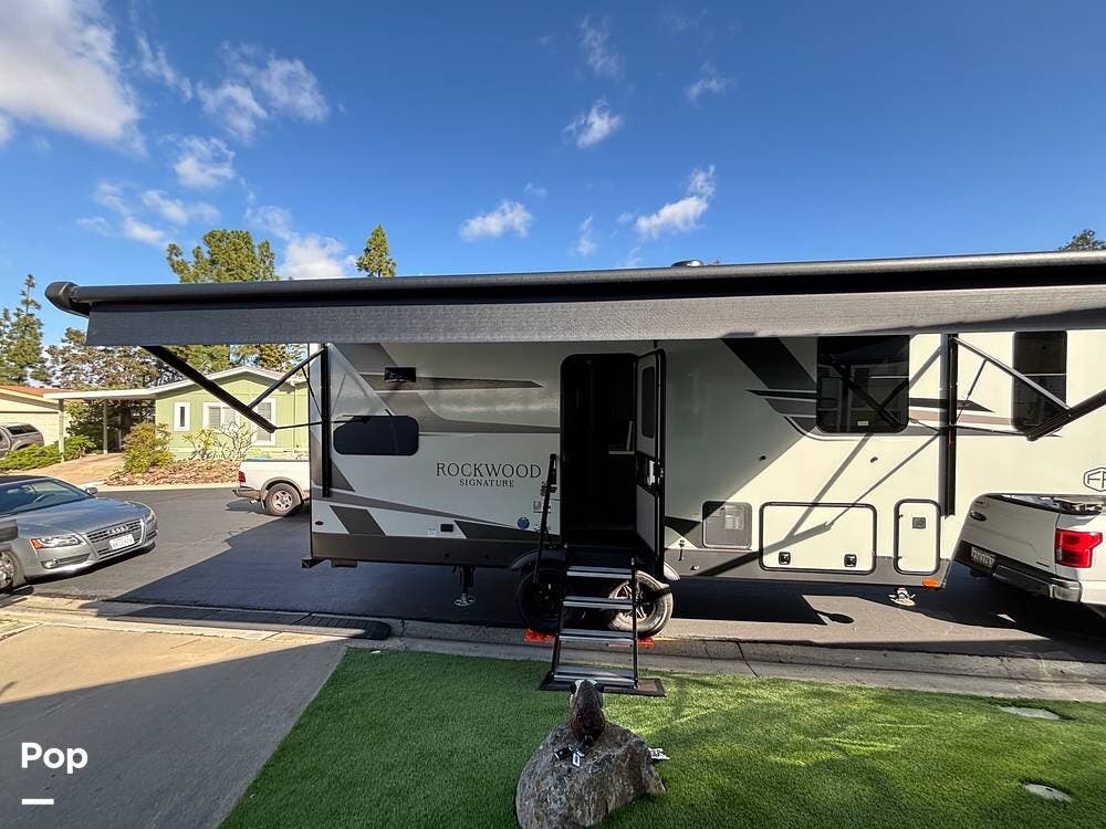 Used 2025 Rockwood  Signature R281RK available in Carlsbad, California