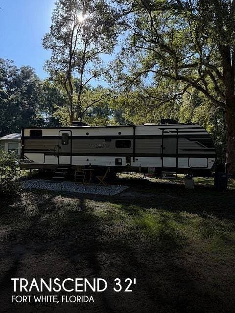 Used 2023 Grand Design Transcend XPLOR 321BH available in Fort White, Florida