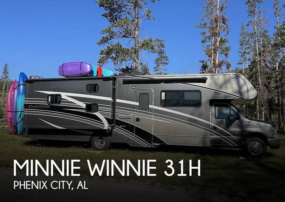 Used 2020 Winnebago Minnie Winnie 31H available in Phenix City, Alabama