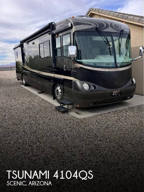 Used 2005 Forest River Tsunami 4104QS available in Scenic, Arizona