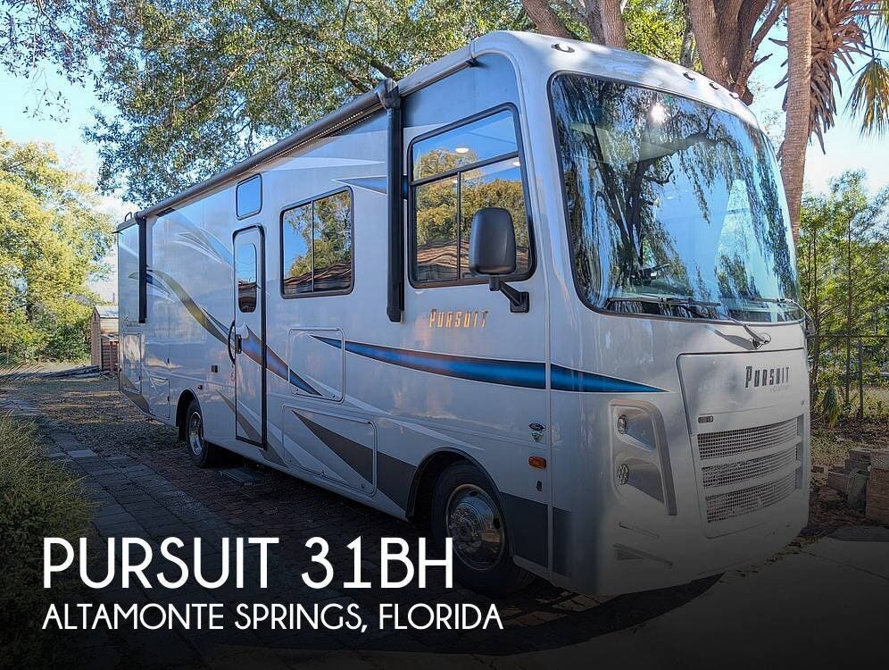 Used 2021 Coachmen Pursuit 31BH available in Altamonte Springs, Florida