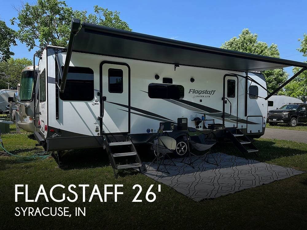 Used 2025 Forest River Flagstaff Super Lite 26SRD available in Syracuse, Indiana