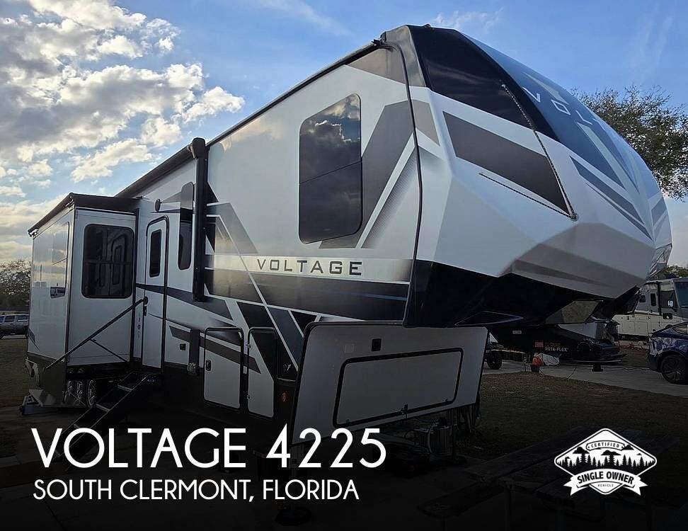 Used 2023 Dutchmen Voltage 4225 available in South Clermont, Florida