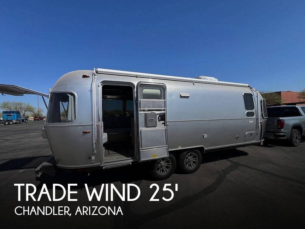 Used 2025 Airstream Trade Wind 25FB Twin available in Chandler, Arizona