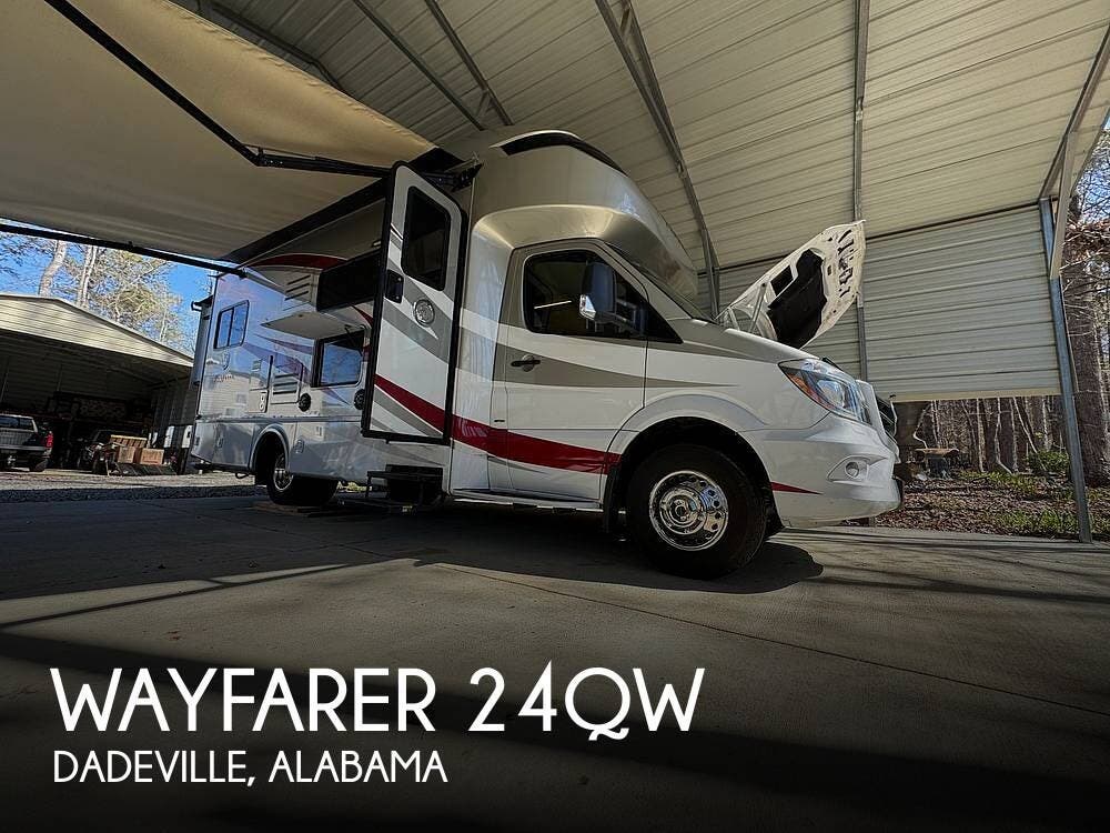 Used 2017 Tiffin Wayfarer 24QW available in Dadeville, Alabama