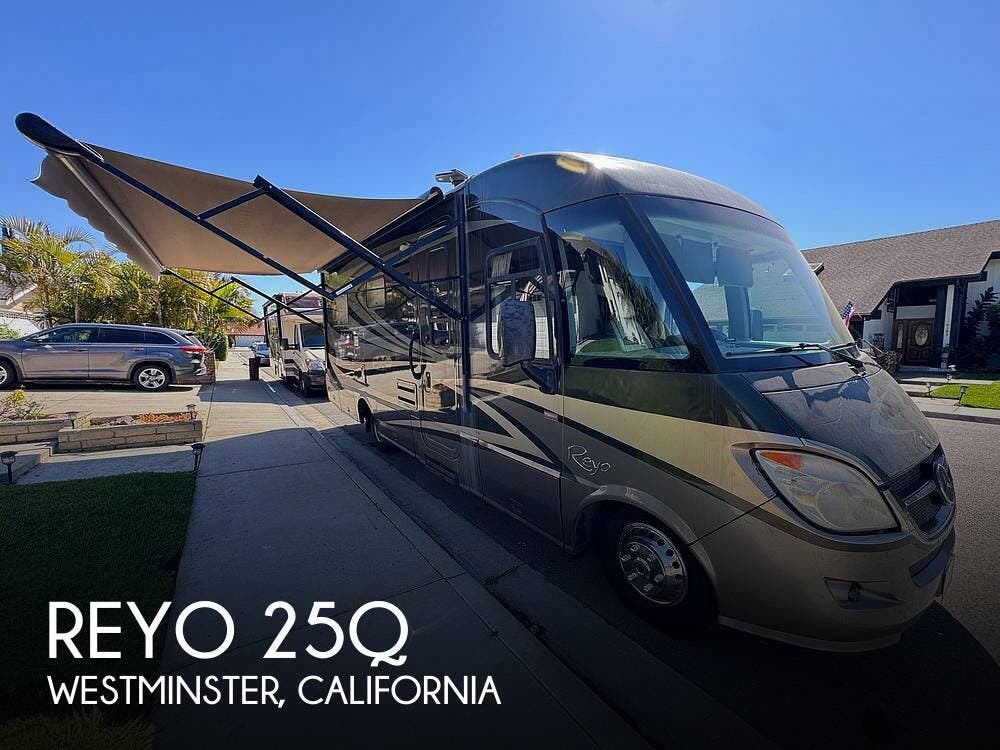 Used 2013 Itasca Reyo 25Q available in Westminster, California