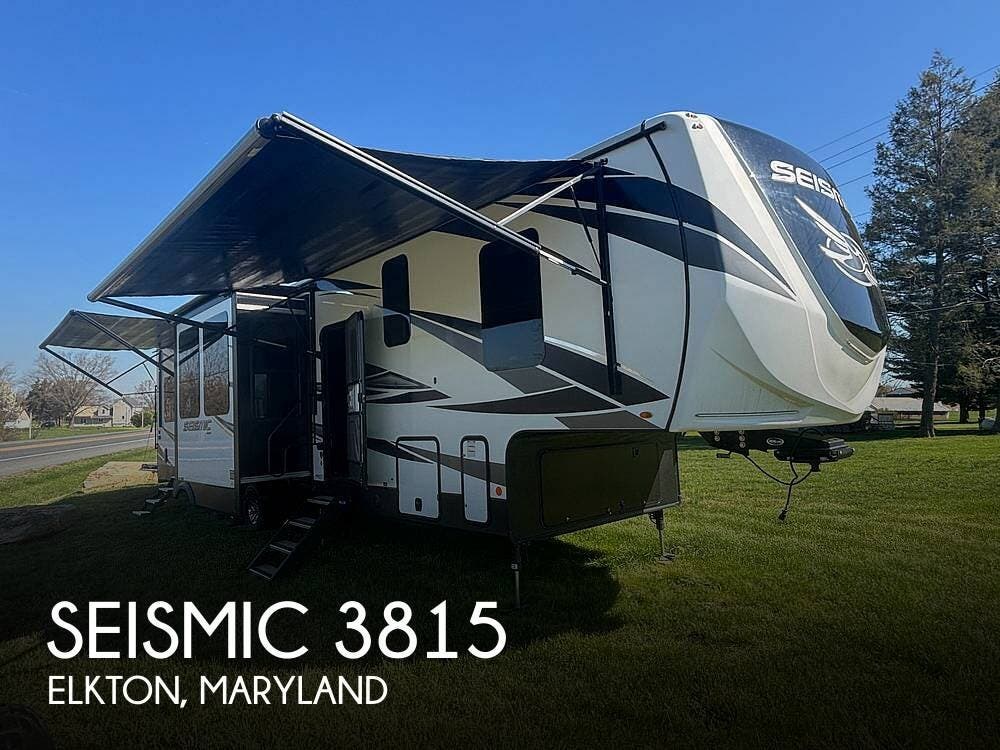 Used 2020 Jayco Seismic 3815 available in Elkton, Maryland