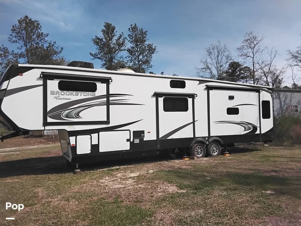 Used 2020 Coachmen Brookstone 398MBL available in Appling, Georgia