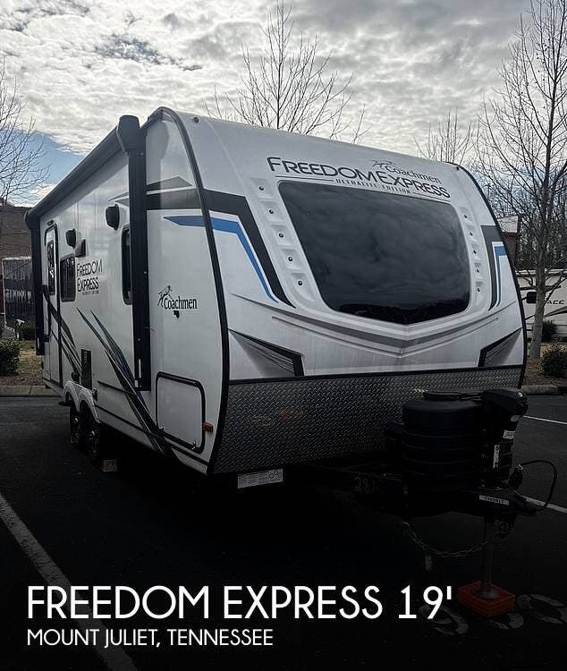 Used 2024 Coachmen Freedom Express Ultra Lite 192RBS available in Mount Juliet, Tennessee