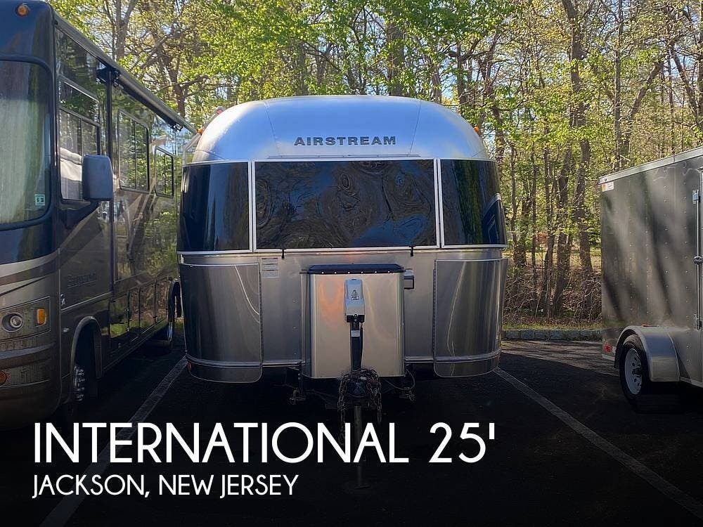 Used 2018 Airstream International Serenity 25FB Queen available in Jackson, New Jersey