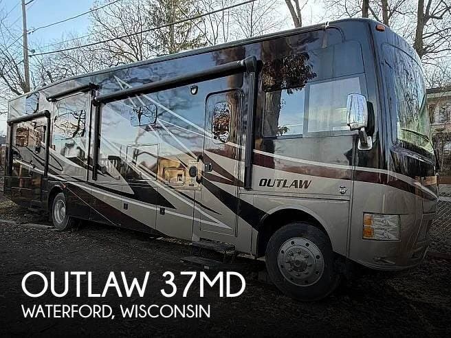 Used 2014 Thor Motor Coach Outlaw 37MD available in Waterford, Wisconsin