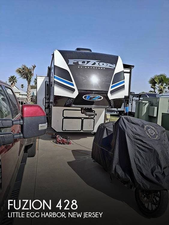 Used 2022 Keystone Fuzion 428 available in Little Egg Harbor, New Jersey