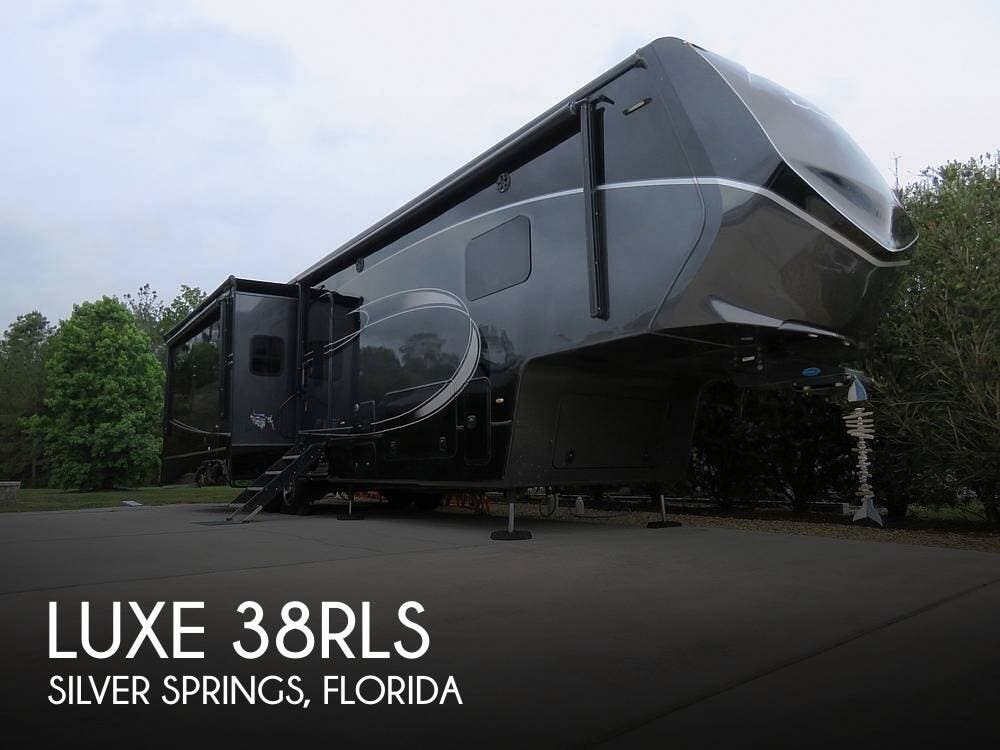 Used 2017 Augusta RV Luxe 38RLS available in Silver Springs, Florida
