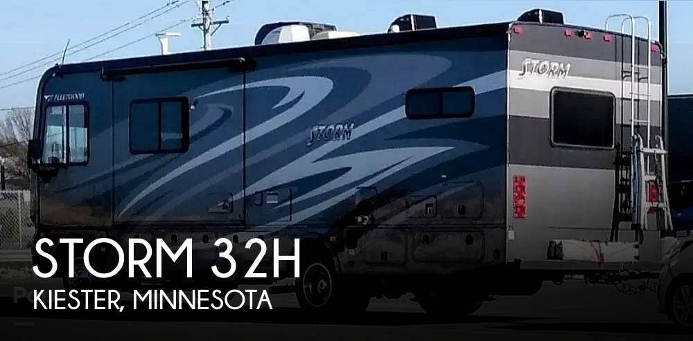 Used 2015 Fleetwood Storm 32H available in Kiester, Minnesota