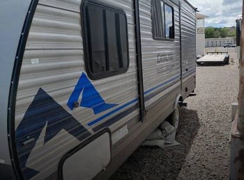 Used 2022 Coachmen Catalina 184BHS available in Grand Junction, Colorado