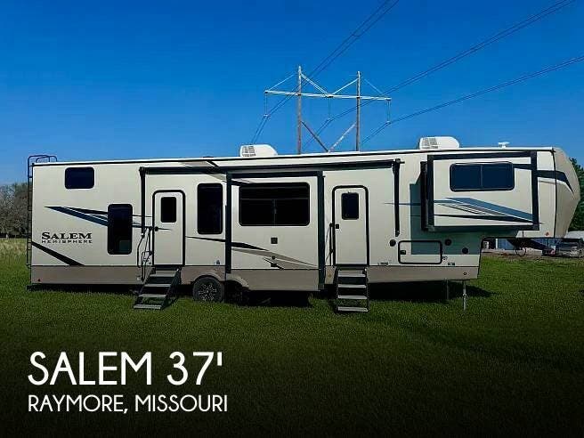 Used 2023 Forest River Salem HEMISPHERE 378FL available in Raymore, Missouri