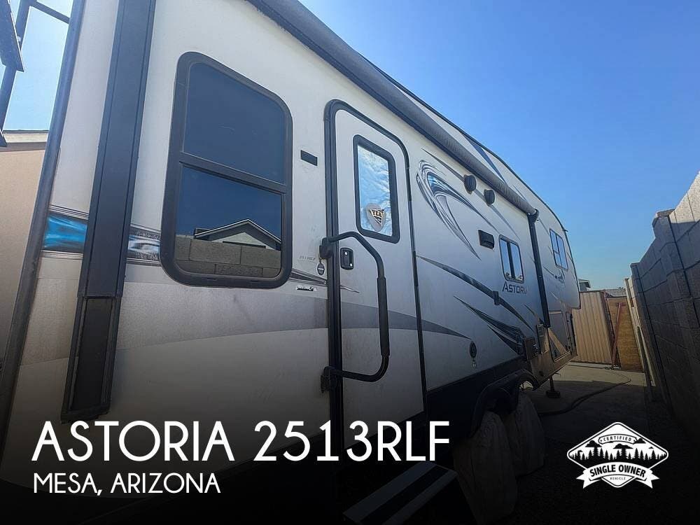 Used 2018 Dutchmen Astoria 2513RLF available in Mesa, Arizona