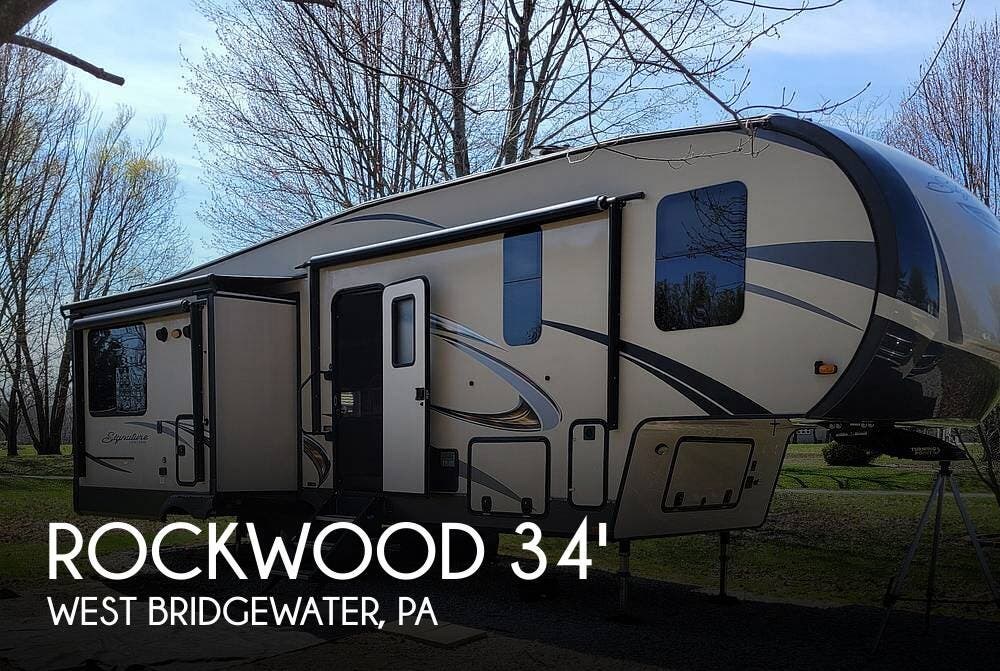 Used 2019 Forest River Rockwood Signature 8299BS available in Beaver, Pennsylvania