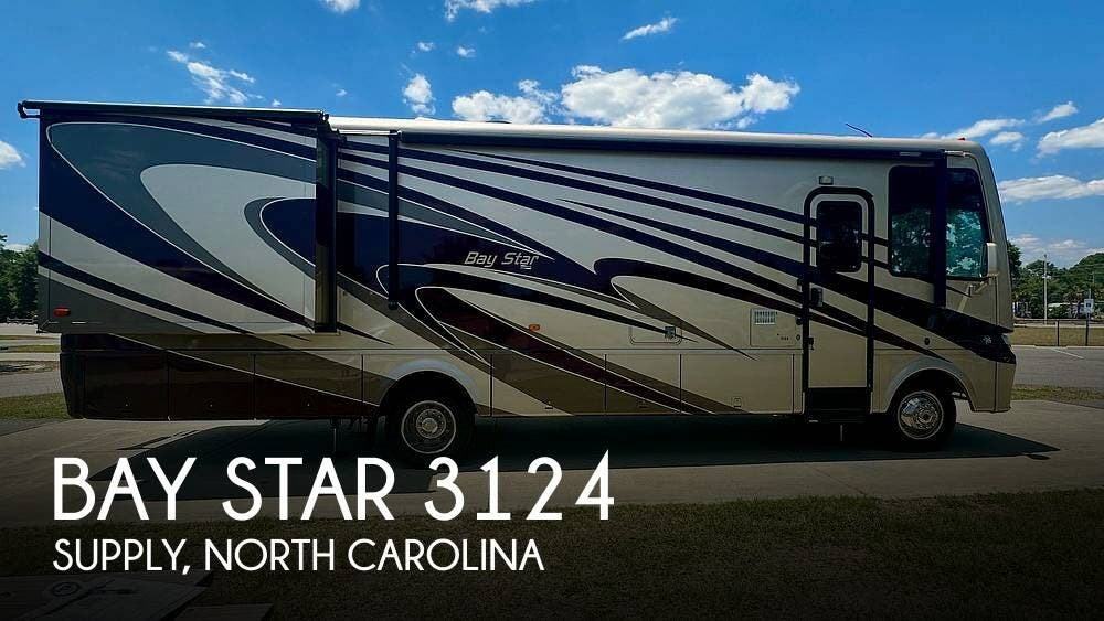 Used 2014 Newmar Bay Star 3124 available in Supply, North Carolina