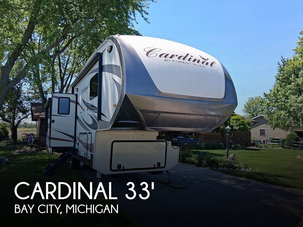 Used 2018 Forest River Cardinal Luxury 3350RLX available in Bay City, Michigan