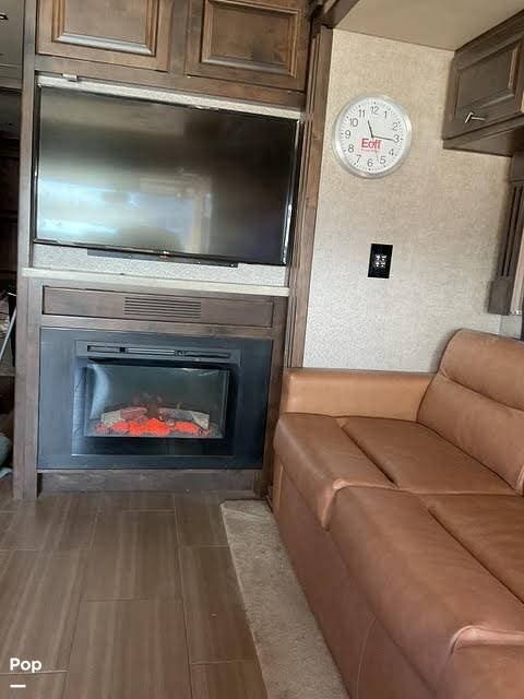 Used 2019 Tiffin Allegro Red 33AA available in Powell Butte, Oregon