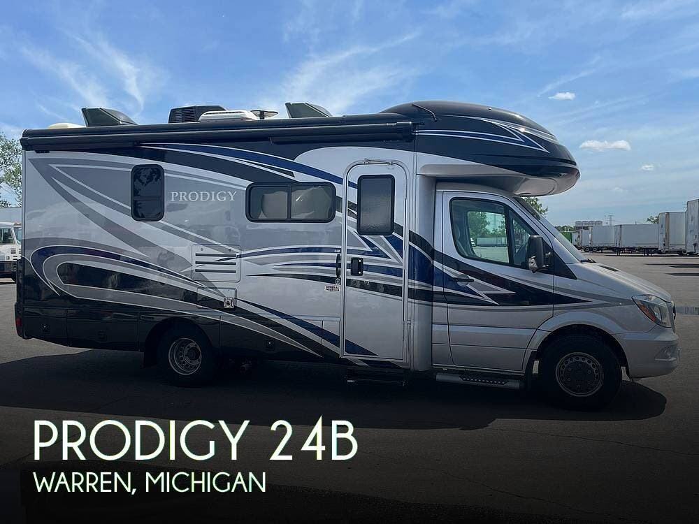 Used 2019 Holiday Rambler Prodigy 24B available in Warren, Michigan