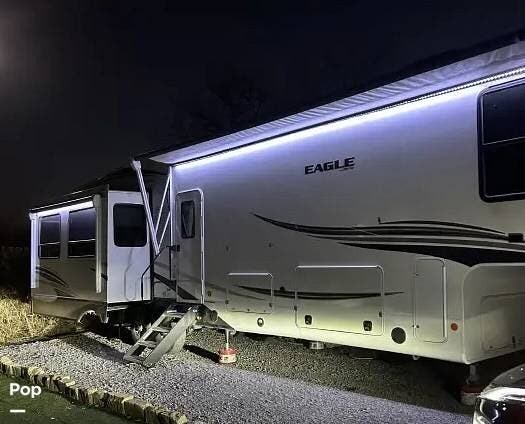 Used 2022 Jayco Eagle 355MBQS available in Hiawatha, Kansas