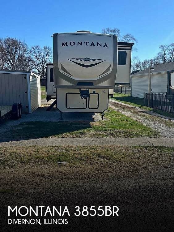 Used 2019  Keystone Montana 3855BR by Keystone from Pop RVs in Divernon, IL
