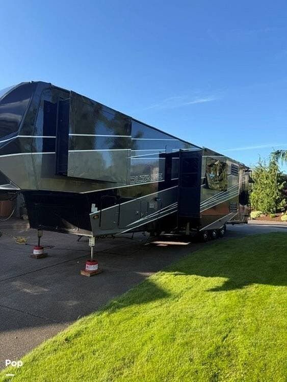 Used 2020 Dutchmen Voltage 4145 available in Oregon City, Oregon
