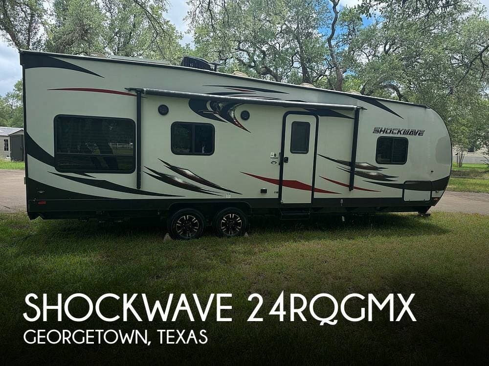 Used 2018 Forest River Shockwave 24RQGMX available in Georgetown, Texas
