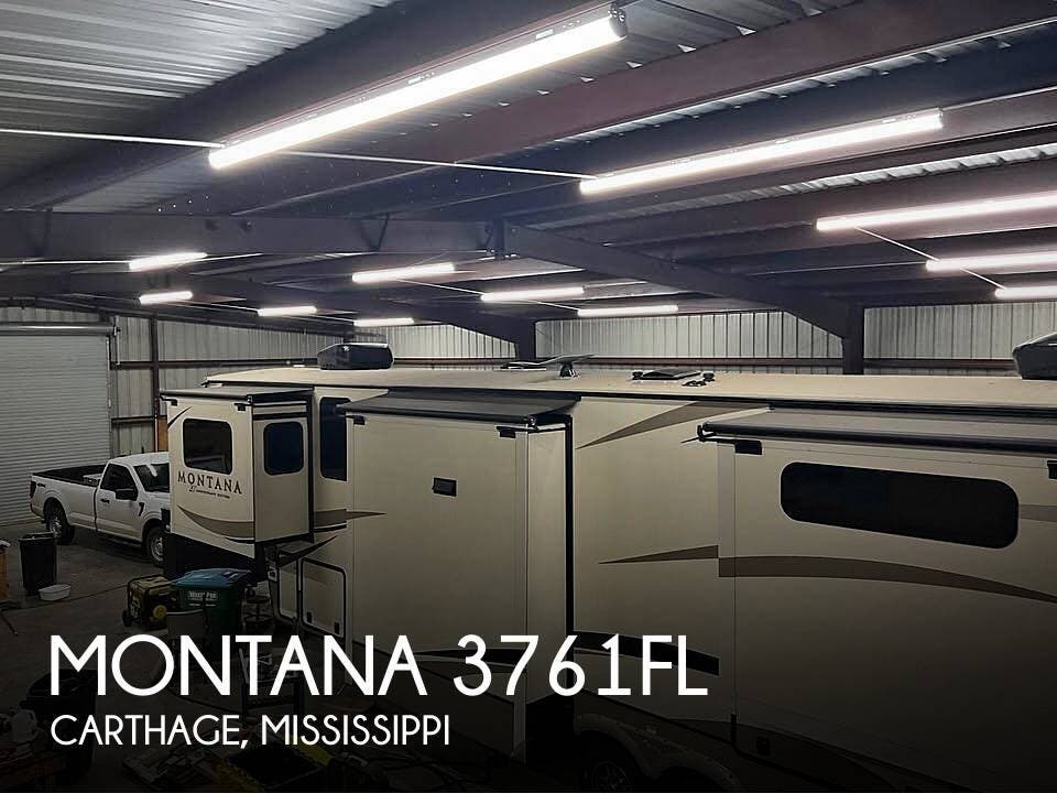 Used 2019 Keystone Montana 3761FL available in Carthage, Mississippi
