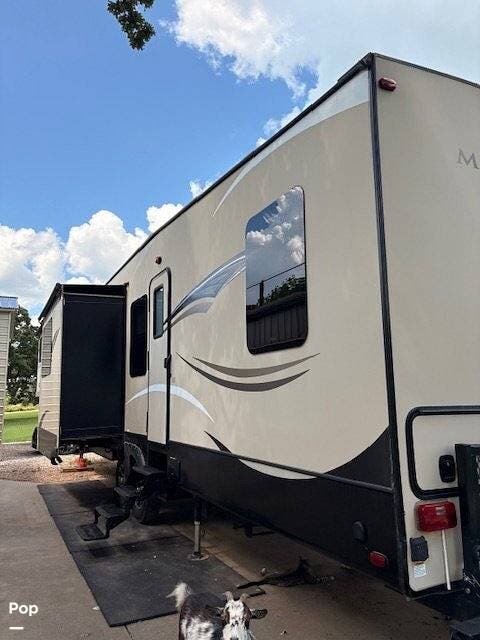 Used 2018 Keystone Montana High Country 37FL available in Altoona, Kansas