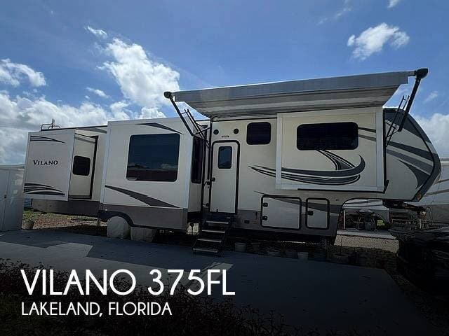 Used 2019 Vanleigh Vilano 375FL available in Lakeland, Florida