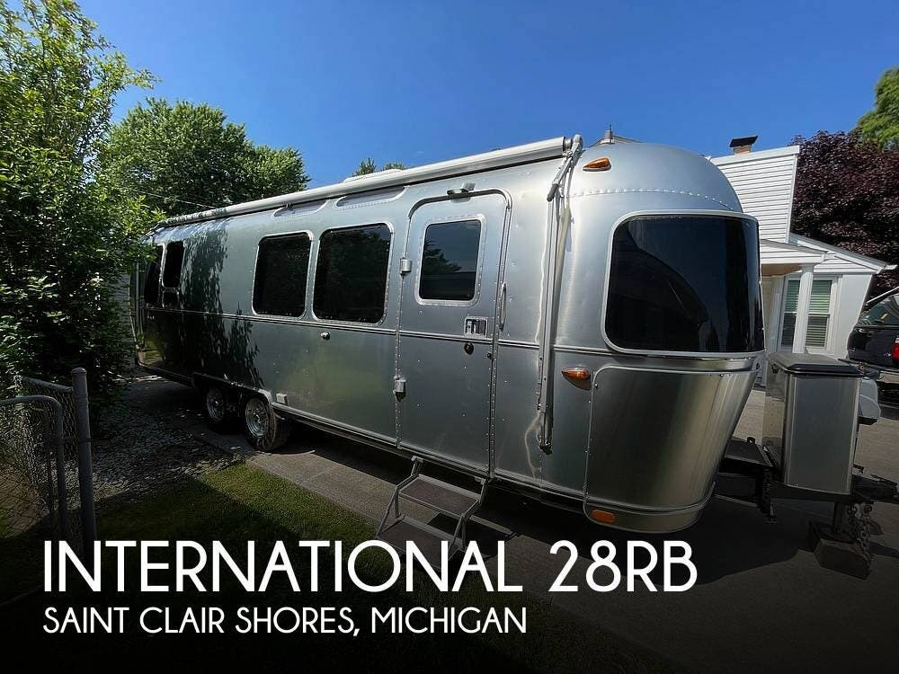 Used 2017 Airstream International 28RB available in Saint Clair Shores, Michigan