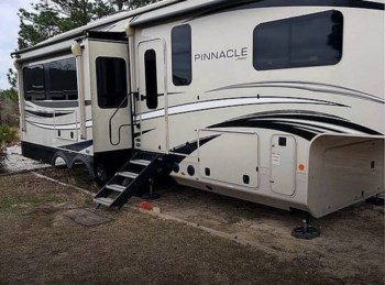 Used 2021 Jayco Pinnacle 32RLTS available in Cheraw, South Carolina