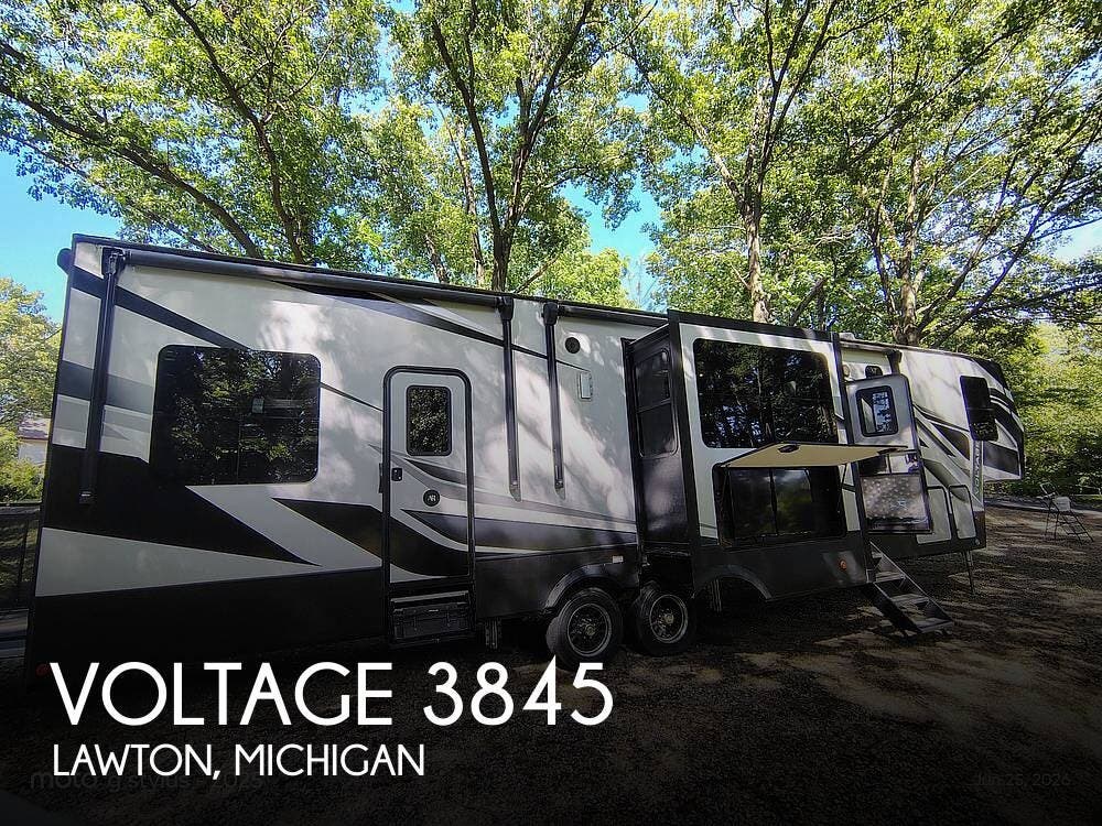 Used 2021 Dutchmen Voltage 3845 available in Lawton, Michigan