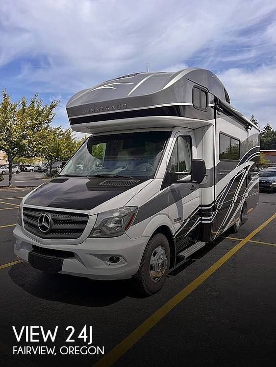 Used 2016 Winnebago View 24j available in Fairview, Oregon
